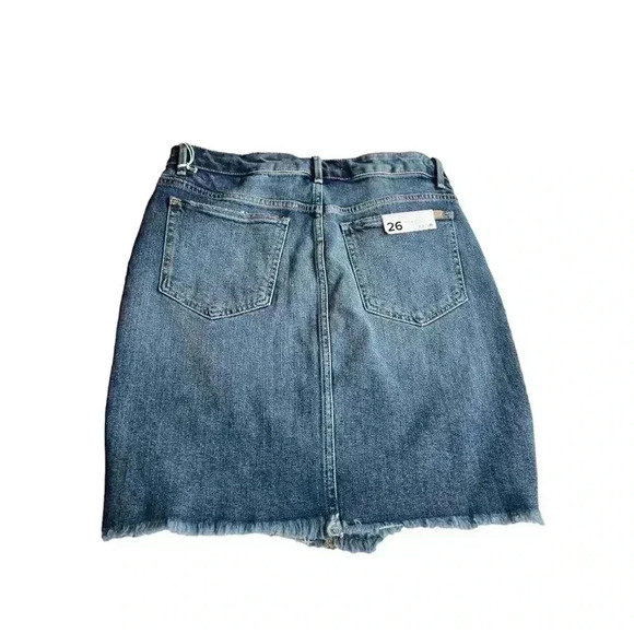 JOE’S SKYLER FRAYED STRETCHED DENIM MINI SKIRT•SIZE 26•MEDIUM DENIM DISTRESSED• - Picture 2 of 11